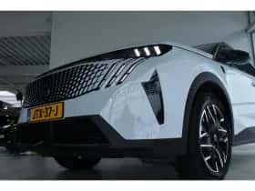Peugeot 5008 (2025) thumbnail 5