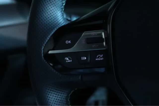 Peugeot 308 (2025) thumbnail 36