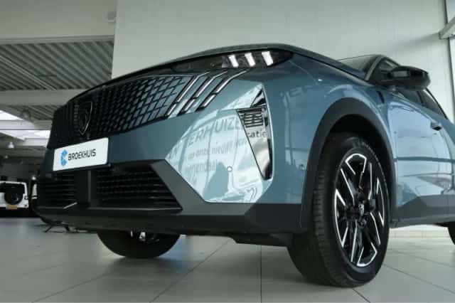 Peugeot 3008 (2025) thumbnail 5