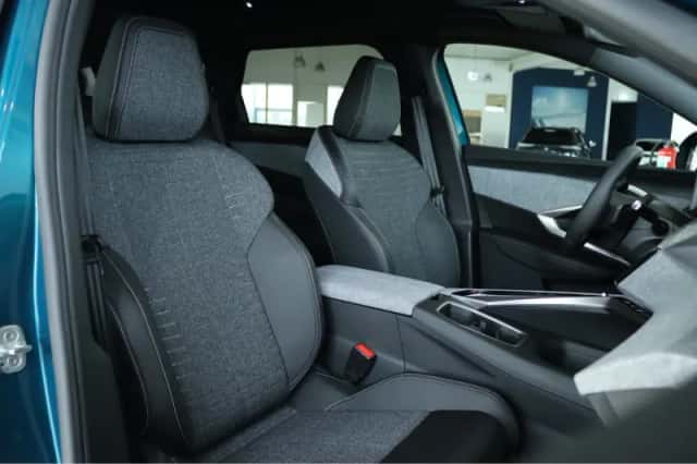 Peugeot 5008 (2025) thumbnail 3