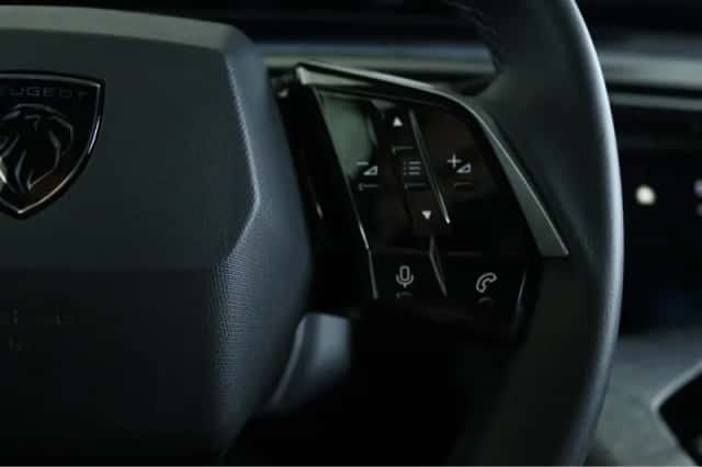 Peugeot 5008 (2025) thumbnail 38