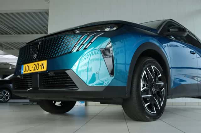 Peugeot 5008 (2025) thumbnail 5