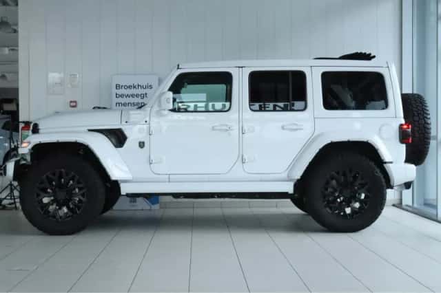 Jeep Wrangler (2025) thumbnail 12