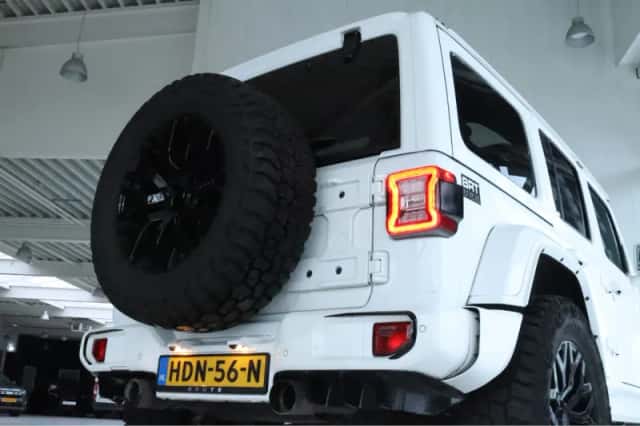 Jeep Wrangler (2025) thumbnail 15