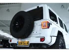 Jeep Wrangler (2025) thumbnail 15
