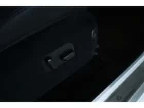 Jeep Wrangler (2025) thumbnail 24