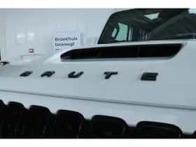 Jeep Wrangler (2025) thumbnail 6