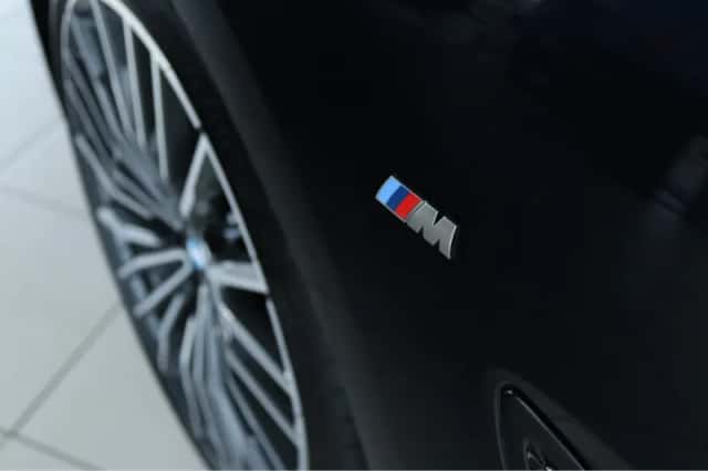 BMW 8-Serie (2019) thumbnail 11
