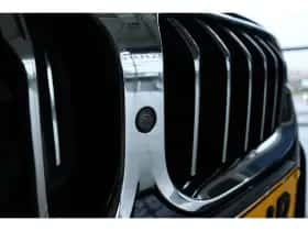 BMW 8-Serie (2019) thumbnail 8