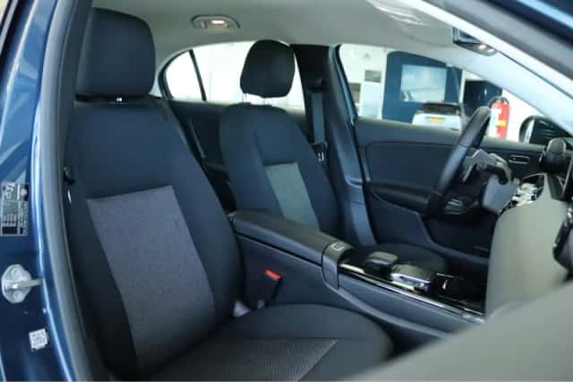 Mercedes-Benz A-Klasse (2021) thumbnail 3