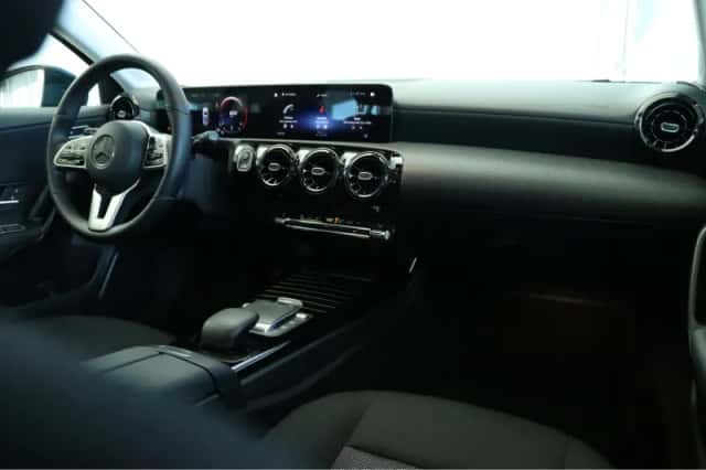 Mercedes-Benz A-Klasse (2021) thumbnail 4