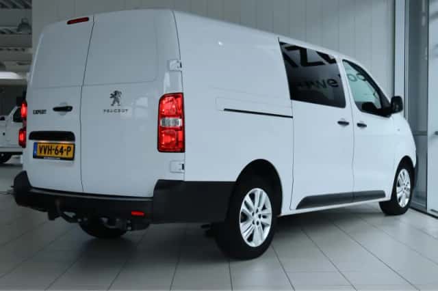 Peugeot Expert (2023) thumbnail 2
