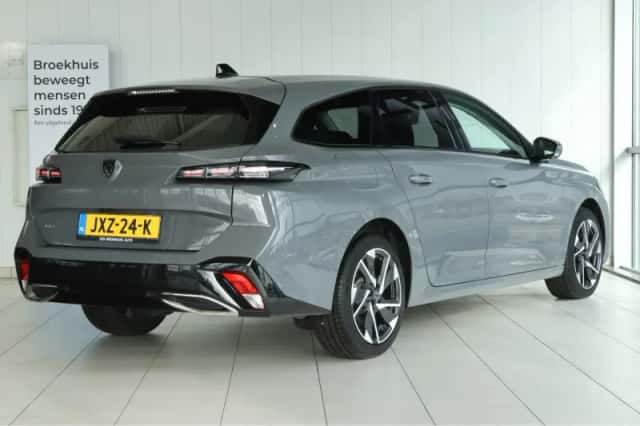 Peugeot 308 (2025) thumbnail 2
