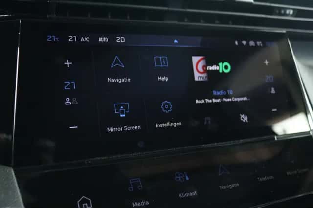 Peugeot 308 (2025) thumbnail 24
