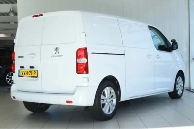 Peugeot Expert (2023) thumbnail 2