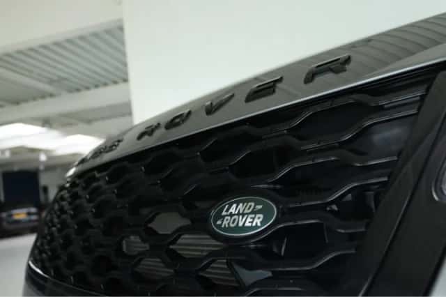 Land Rover Range Rover Velar (2019) thumbnail 12