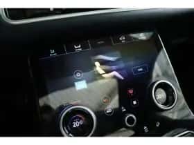 Land Rover Range Rover Velar (2019) thumbnail 37