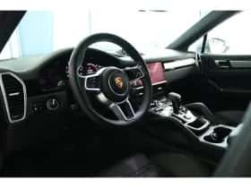 Porsche Cayenne (2020) thumbnail 23