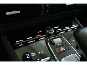 Porsche Cayenne (2020) thumbnail 31