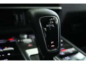 Porsche Cayenne (2020) thumbnail 32