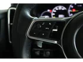 Porsche Cayenne (2020) thumbnail 46