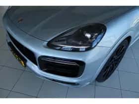 Porsche Cayenne (2020) thumbnail 6