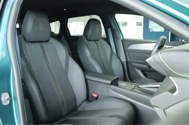 Peugeot 308 (2025) thumbnail 3