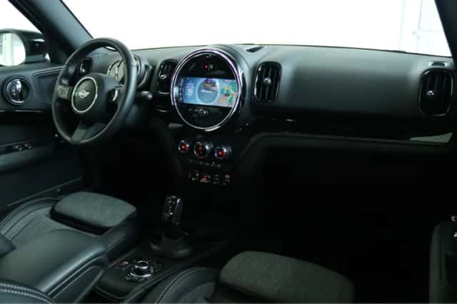 MINI Countryman (2021) thumbnail 4
