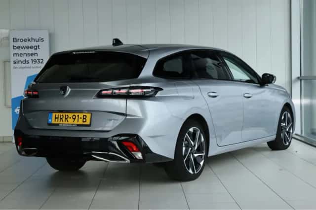 Peugeot 308 (2025) thumbnail 2