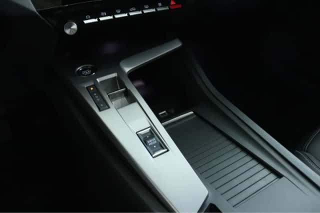 Peugeot 308 (2025) thumbnail 24