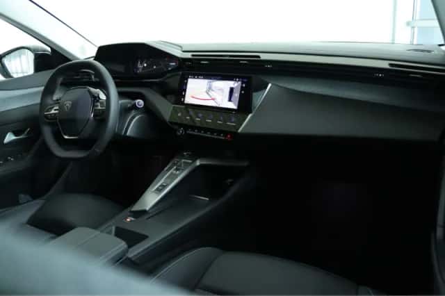 Peugeot 308 (2025) thumbnail 4