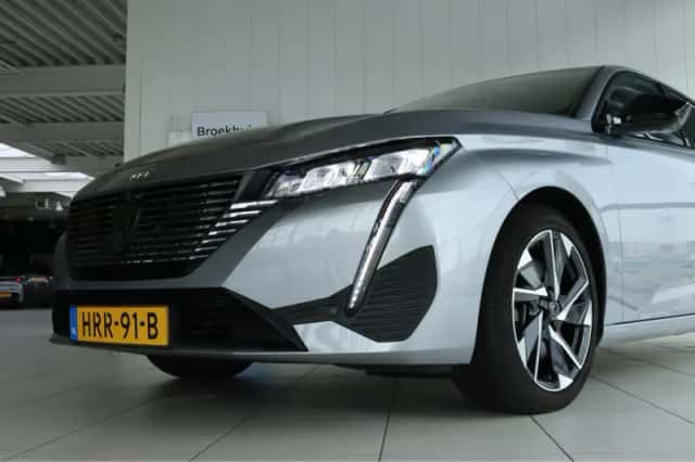Peugeot 308 (2025) thumbnail 5