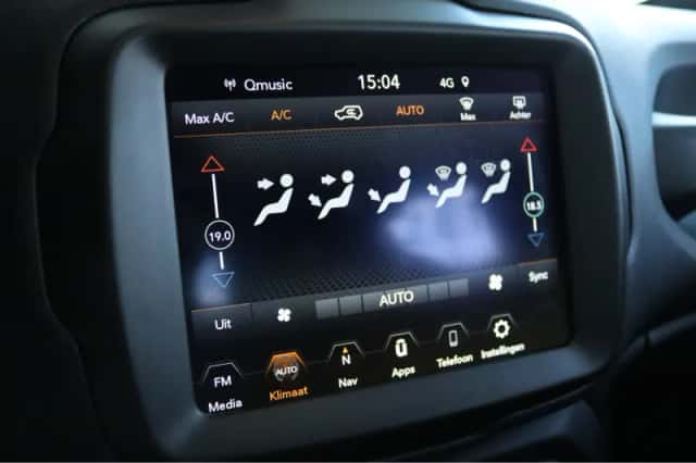 Jeep Renegade (2020) thumbnail 25