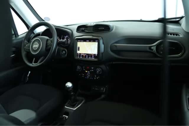 Jeep Renegade (2020) thumbnail 4