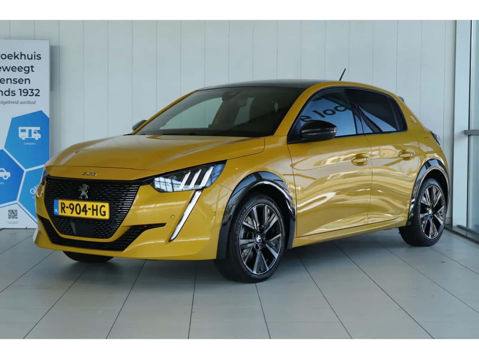 Peugeot 208 (2022) — foto 1