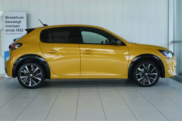 Peugeot 208 (2022) thumbnail 12