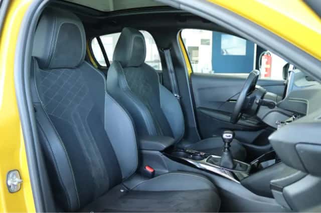 Peugeot 208 (2022) thumbnail 3