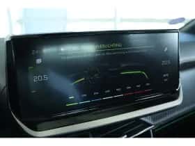 Peugeot 208 (2022) thumbnail 32