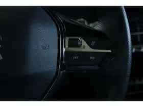 Peugeot 208 (2022) thumbnail 37