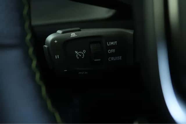 Peugeot 208 (2022) thumbnail 39