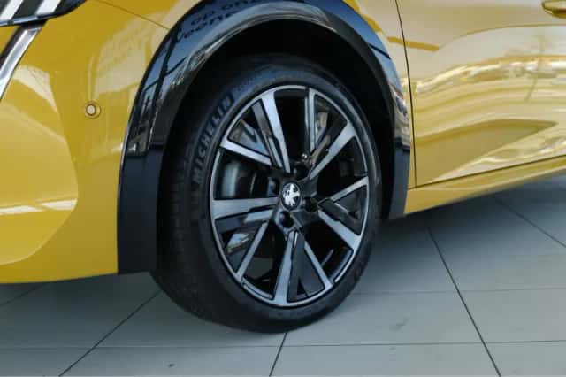 Peugeot 208 (2022) thumbnail 7