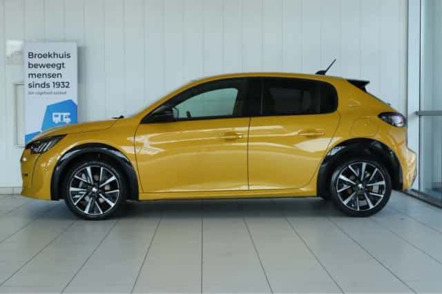 Peugeot 208 (2022) thumbnail 10
