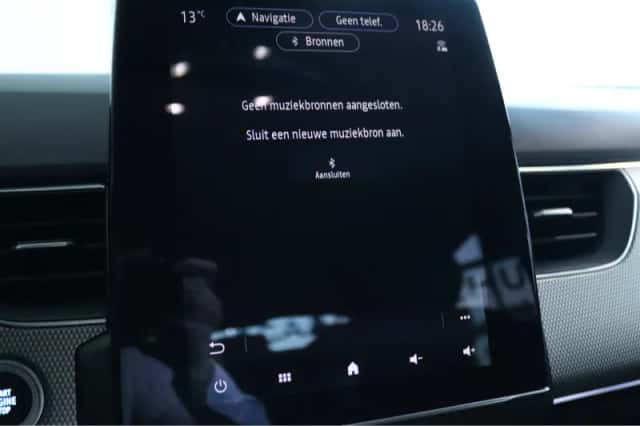 Renault Arkana (2021) thumbnail 28