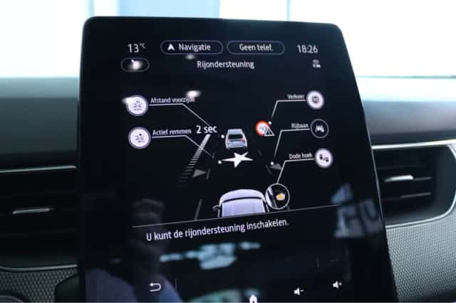 Renault Arkana (2021) thumbnail 29