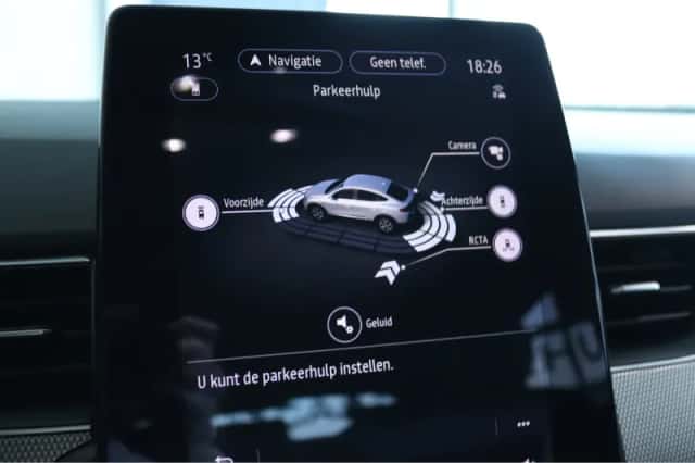 Renault Arkana (2021) thumbnail 30