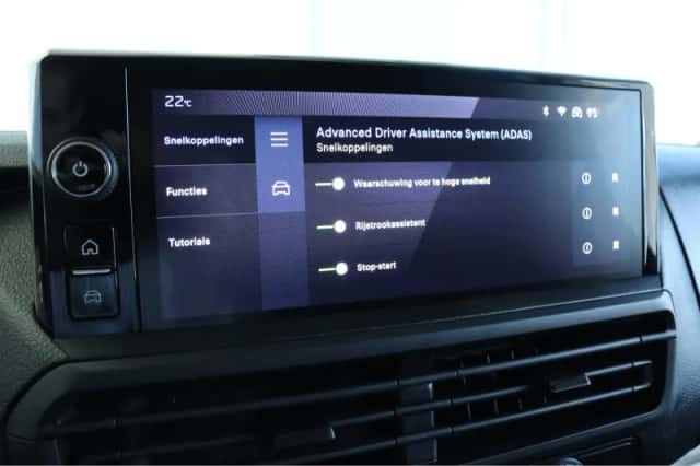 Peugeot Expert (2024) thumbnail 24