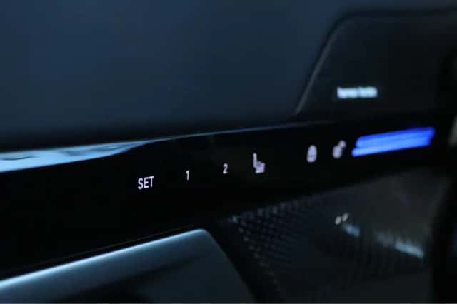 BMW 5-Serie (2025) thumbnail 48