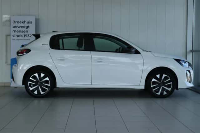 Peugeot 208 (2025) thumbnail 11