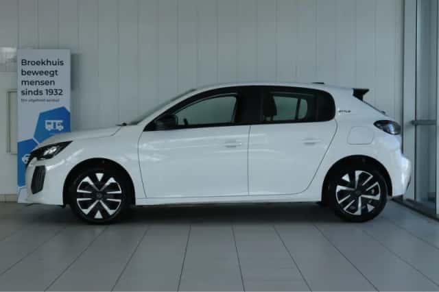 Peugeot 208 (2025) thumbnail 9