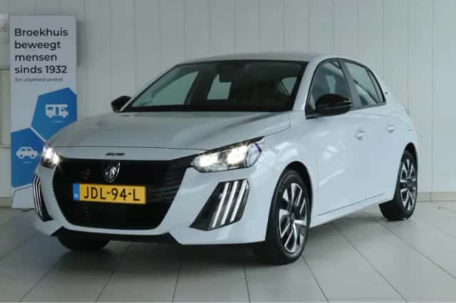 Peugeot 208 (2025) thumbnail 1